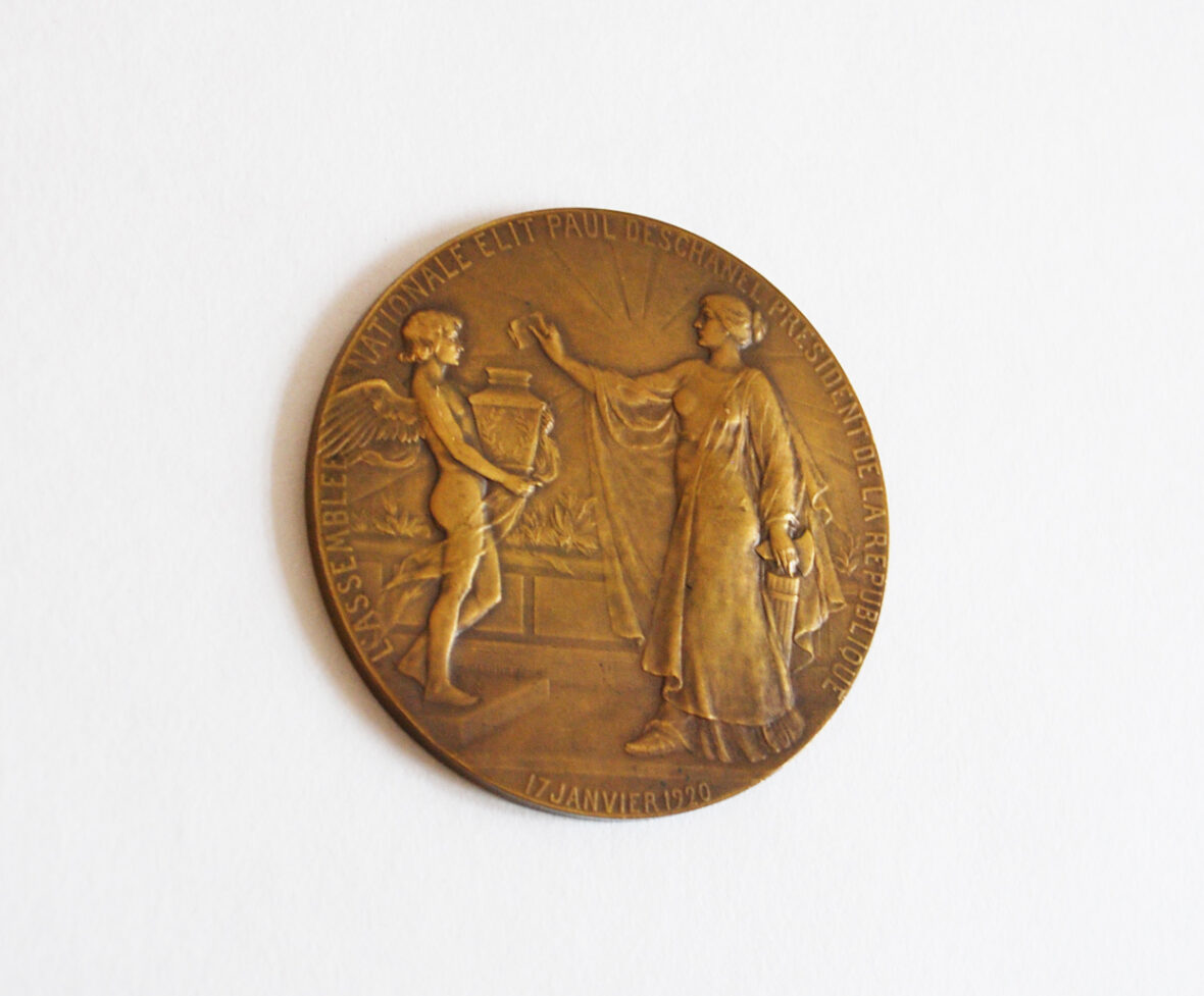 L'Assemblée Nationale élit Paul Deschanel président de la République, 17 janvier 1920, Monsservin Sénateur, médaille en bronze signée Deschamps