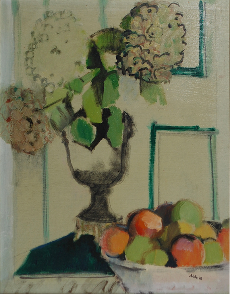 Bernard BISTES (1941) Nature morte aux hortensias et coupe de fruits Huile sur toile. Signée et datée 72 en bas à droite.
