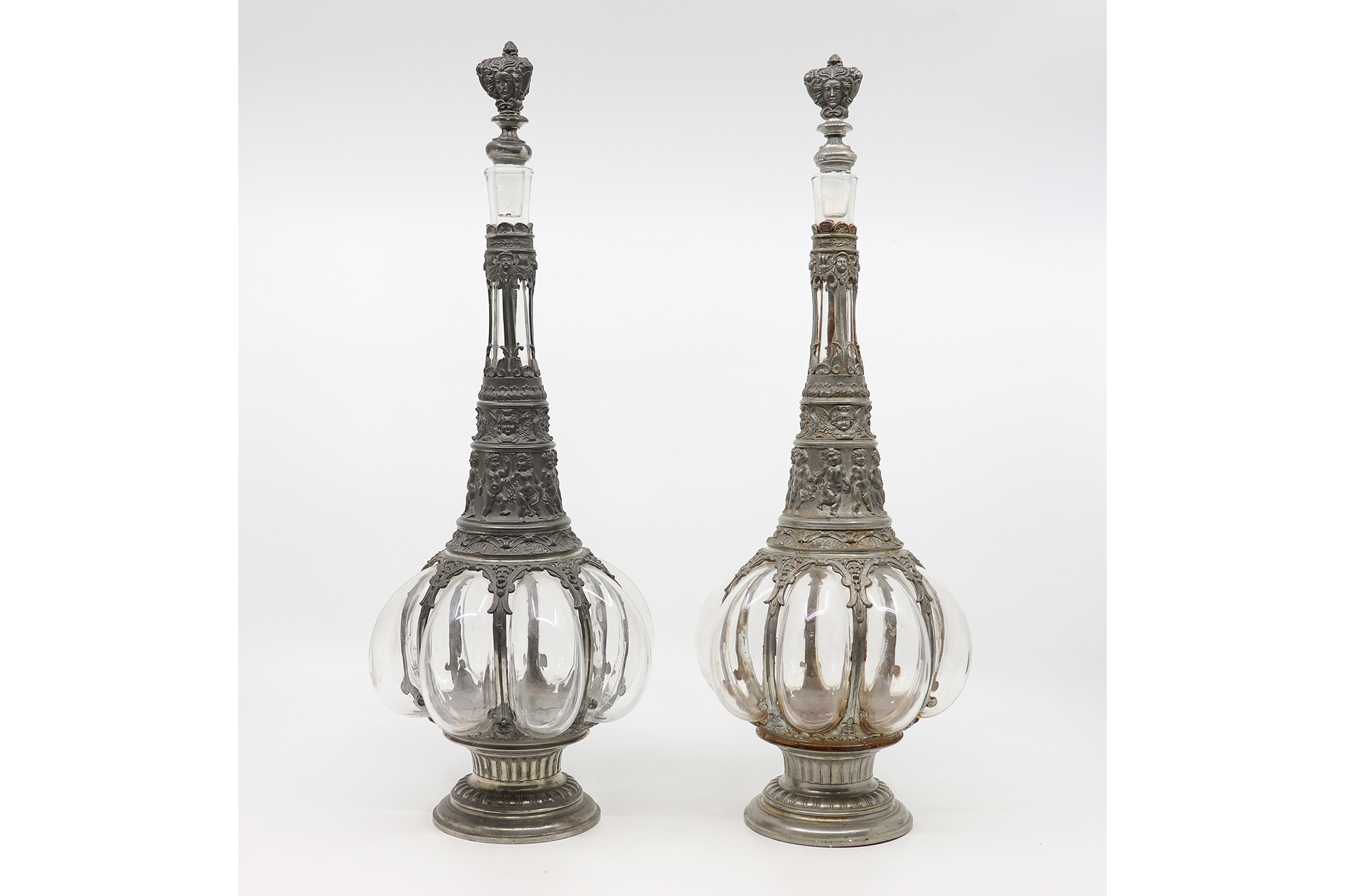 Carafes en verre pour rhum et whisky - Carafe bouddha (fait main) 1L Carafes en verre pour rhum et whisky - Carafe bouddha (fait main) 1L